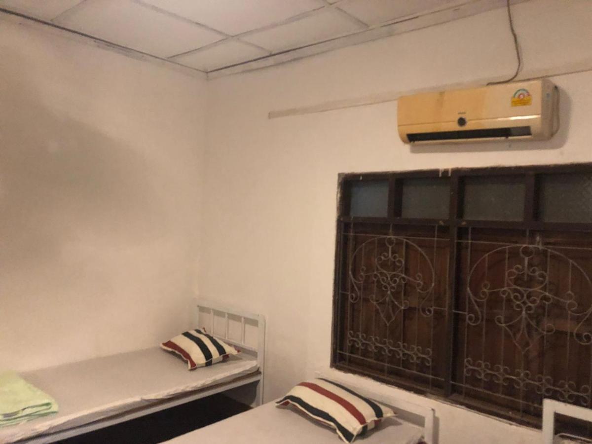 Vernice Backpacker Hostel Vientiane Extérieur photo