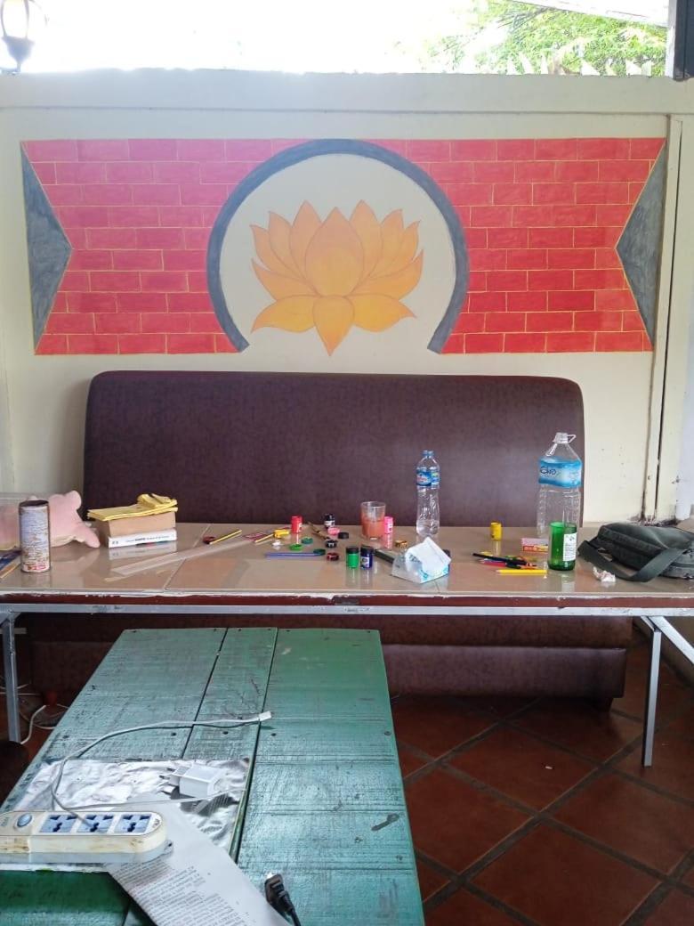 Vernice Backpacker Hostel Vientiane Extérieur photo